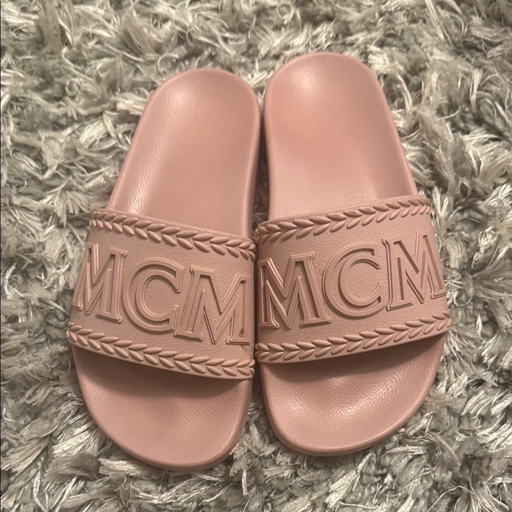 MCM Women’s Pink Logo Slide Sandals